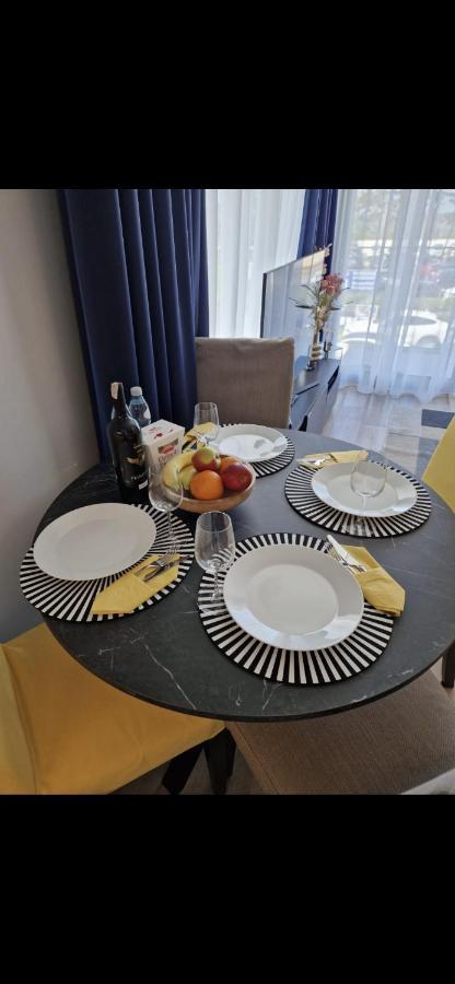 Sunny Apartment Balticus Promenada Gwiazd 14 Z Parkingiem Мендзиздроє Екстер'єр фото